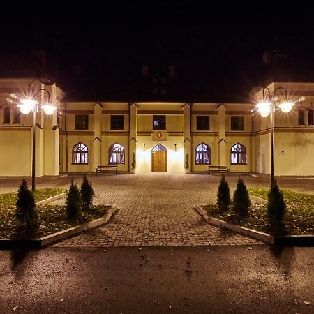 Centrum Obslugi Turysty Kordegarda Raczki  Экстерьер фото
