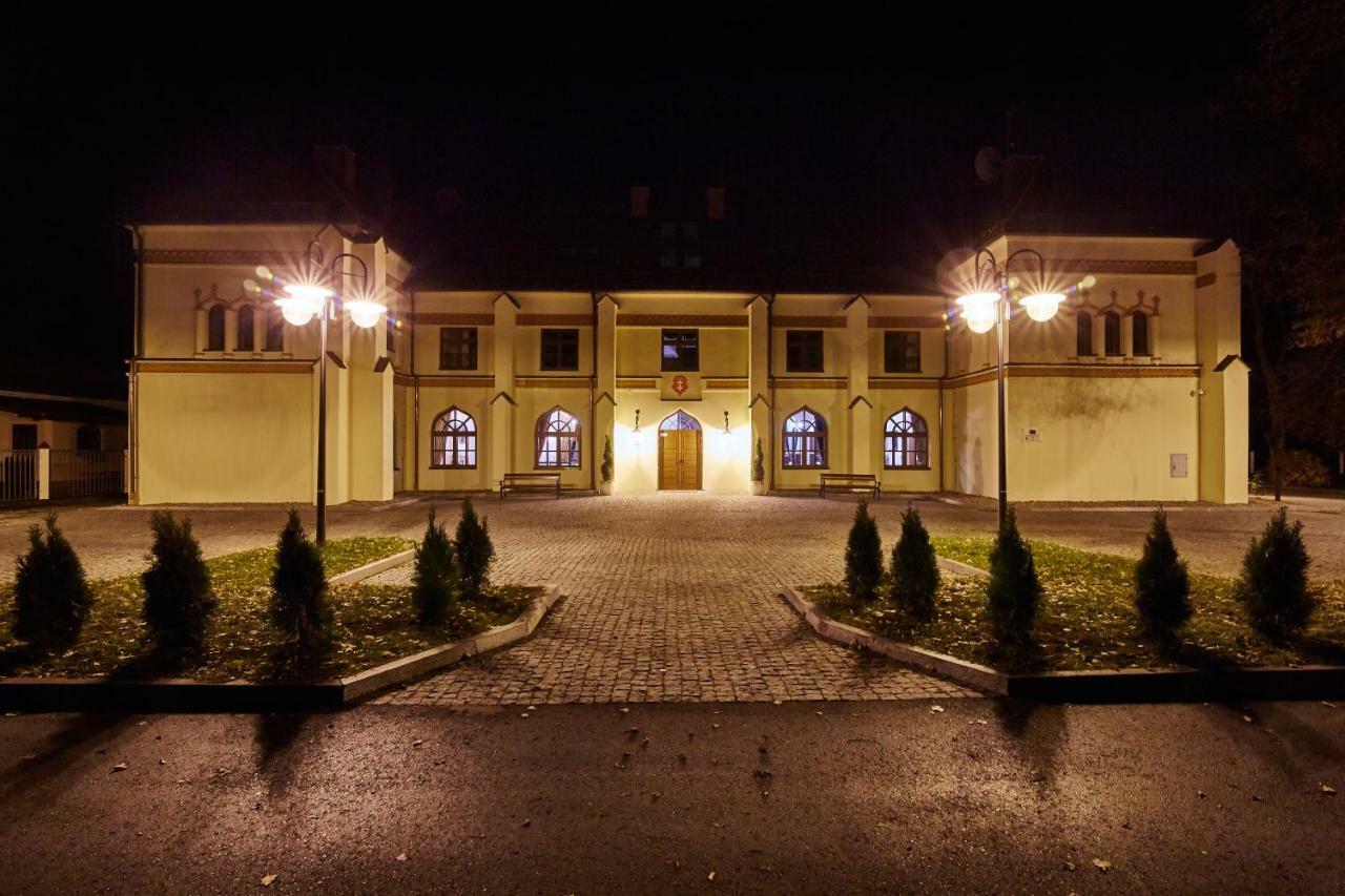 Centrum Obslugi Turysty Kordegarda Raczki  Экстерьер фото